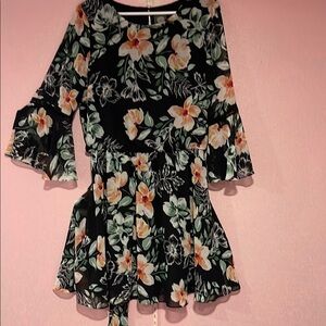 Vince Camuto Black Cream Ruffled Tiered Midi Dress